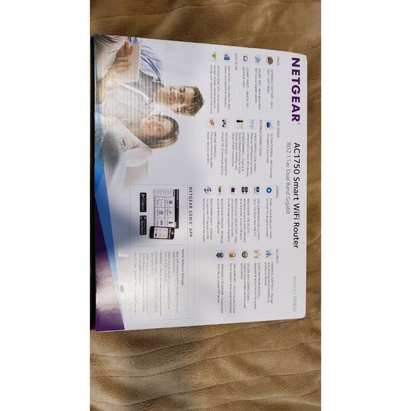 NetGear AC1750 Dual-Band WiFi 5 Router in Black - Picture 4 of 6